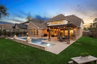 Building Photo - 13918 Oakdale Gln Trce