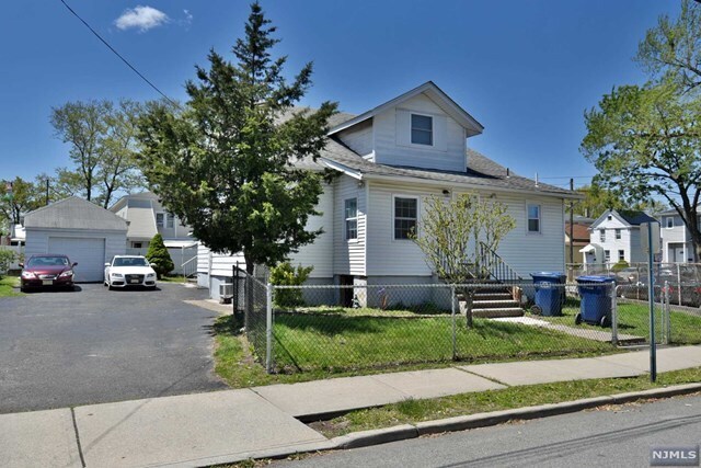 Building Photo - 309 Jackson Ave