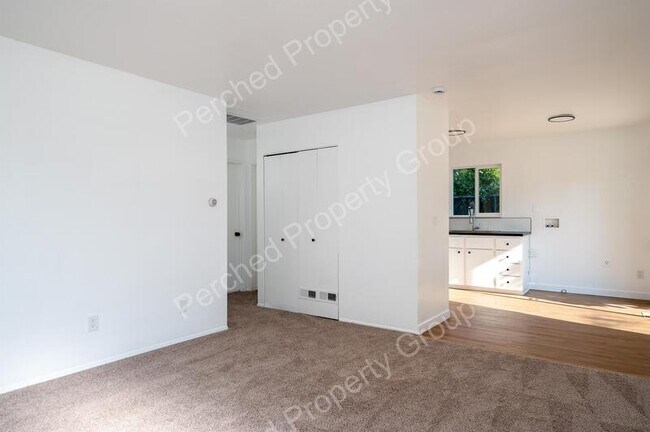 Foto del edificio - 4535 NE 82nd Ave