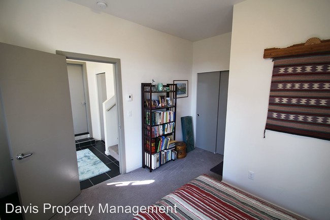 Foto del edificio - 5003 S Fletcher St