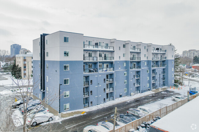 Photo du bâtiment - Spurline Flats