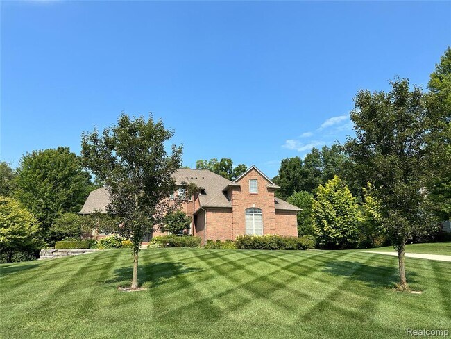 Building Photo - 4906 Stonehenge Dr