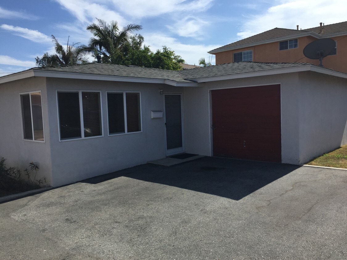 Primary Photo - Delores Bungalows