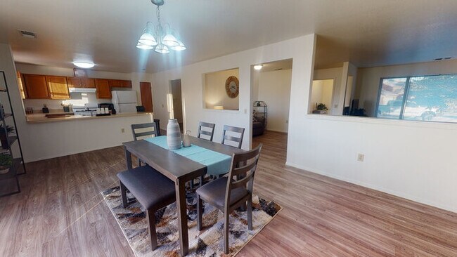 Foto del edificio - 1056 Sitting Bull Ct