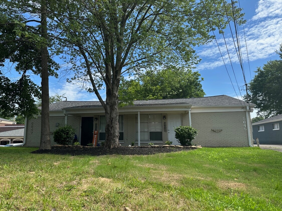 Photo - unit 5645 Stage Rd.