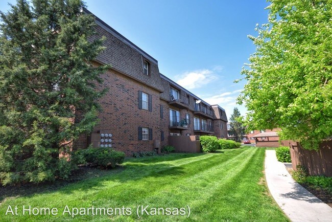 Foto del edificio - 5954 Woodson Rd