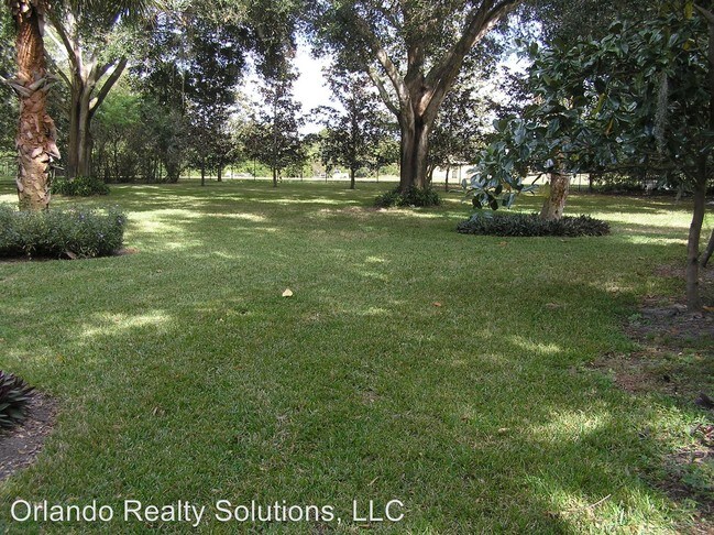Building Photo - 3 br, 3 bath House - 12001 Lake Butler Blvd.