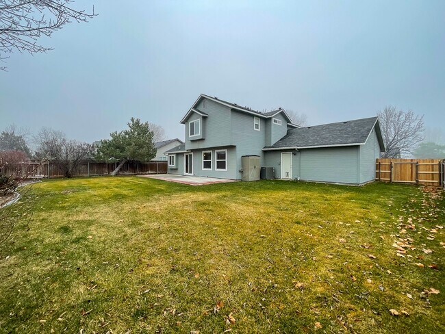 Building Photo - 4110 E Hayseed Ct