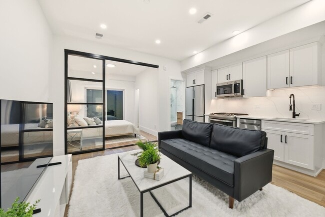 Photo - Brand-New Adams Morgan Boutique Living with Walk Score 99! House