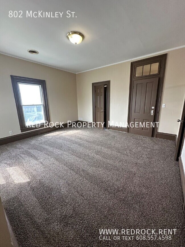 Foto del edificio - 802 McKinley St