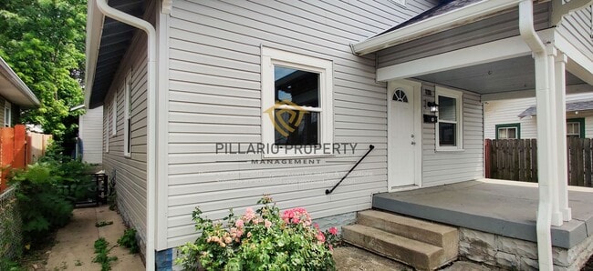 Building Photo - Renovated 3 Bedroom 2 Bathroom in Brooksid...