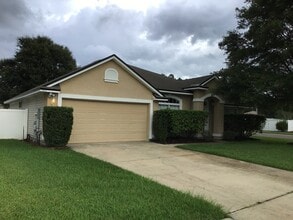 Building Photo - 9213 Prosperity Lake Dr