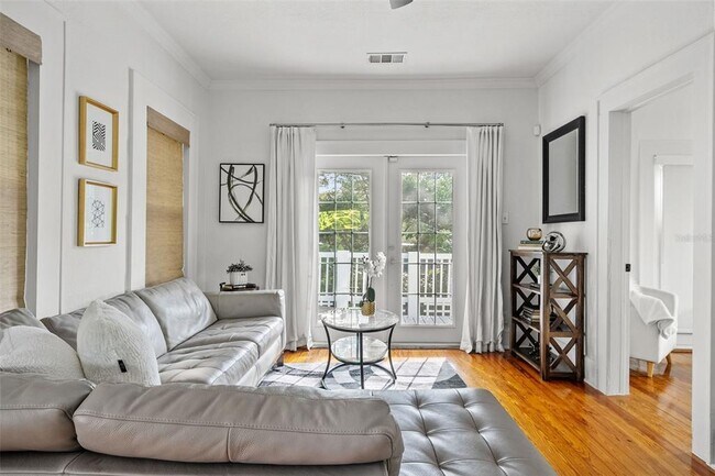 Foto del edificio - 2505 N Ridgewood Ave