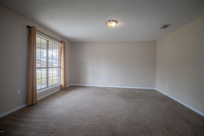Building Photo - 17161 Excalibur Cir
