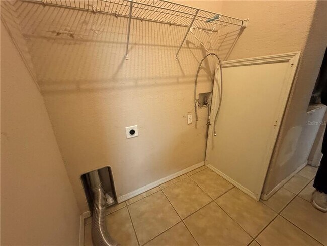 Foto del edificio - 3483 Patterson Heights Dr