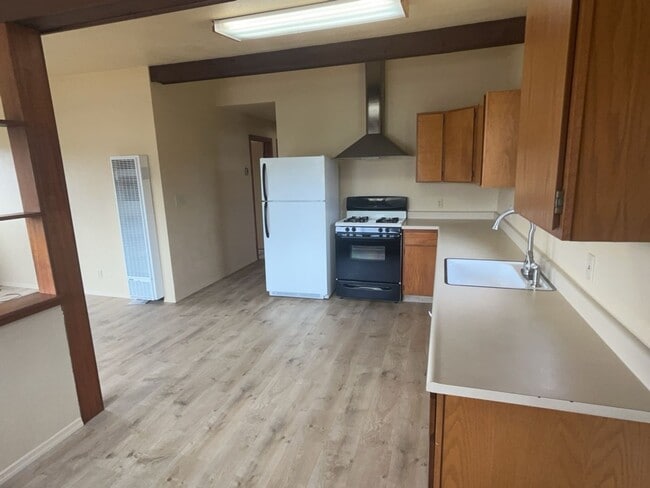 Building Photo - 3-Bedroom home on quiet Myrtle Town street