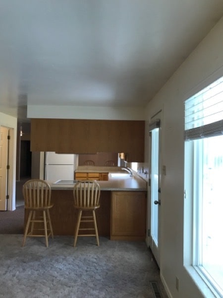 Building Photo - 1068 Mountain View Dr