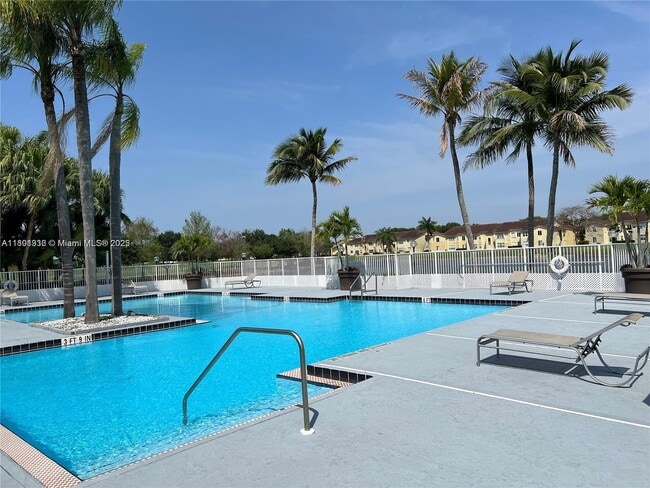 Building Photo - 12510 Vista Isles Dr