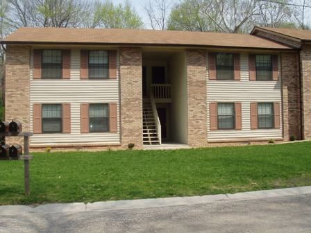 Building Photo - 1623 Red Bud Dr