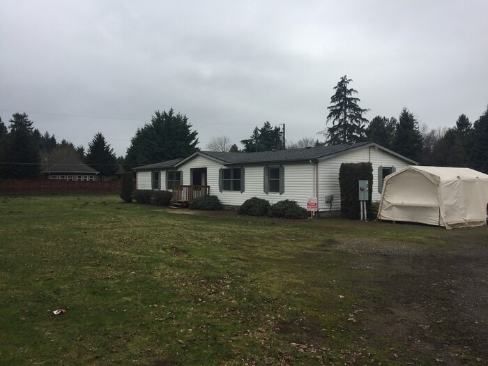 Primary Photo - 1 acre lot w/manufactured home
