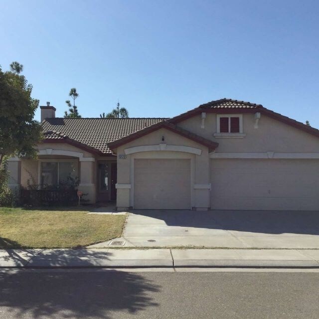 Building Photo - 5122 Moorcroft Cir