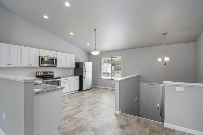 Building Photo - 3059 N Sedge Wren Dr