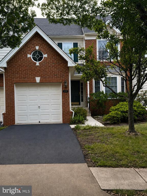 Building Photo - 5602 Wheelwright Way