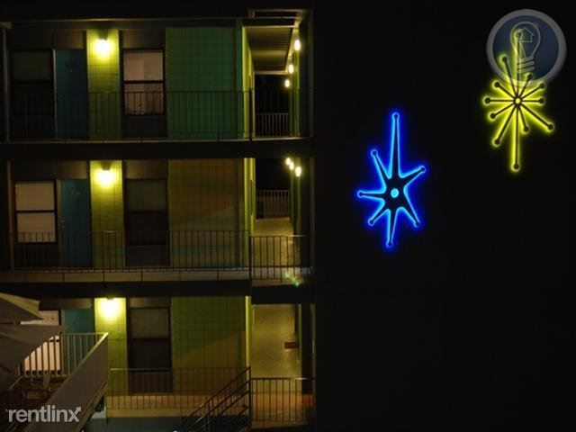 Foto del edificio - 2408 Leon St