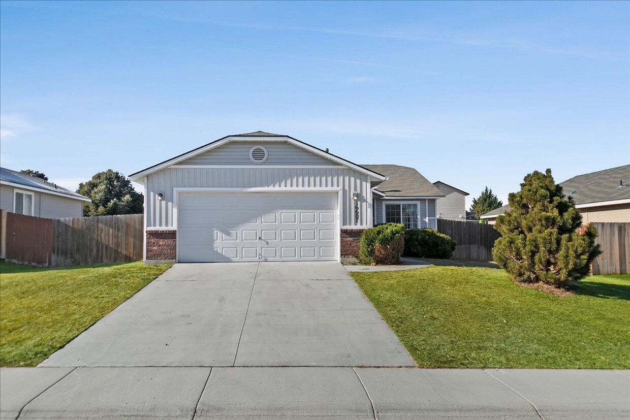 Primary Photo - Adorable Single Level Home in Caldwell!