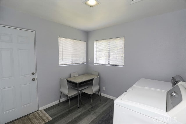 Building Photo - 5302 Carley Ave