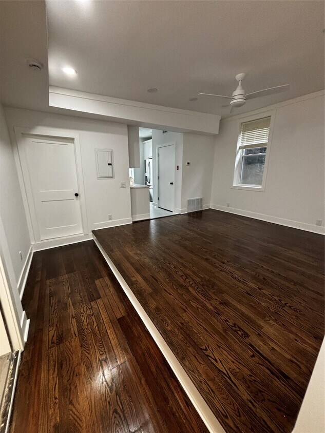 Foto principal - 307 Main St