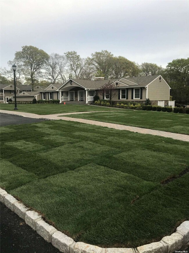 12 Longwood Pl Unit 1209A, Coram, NY 11727 Room for Rent in Coram, NY