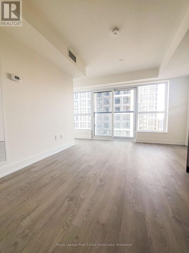 Building Photo - 5 Mabelle Ave