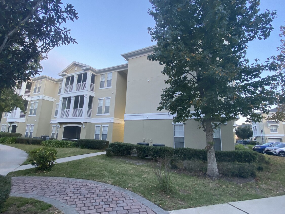 8290 Gate Pky W Unit 1005, Jacksonville, FL 32216 - Condo for Rent in ...