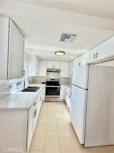 Foto del edificio - 621 N Alhambra Ave