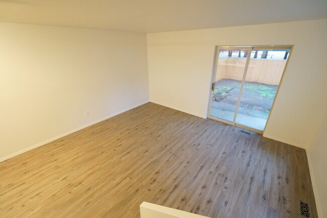 Foto del edificio - 3140 N 13th St