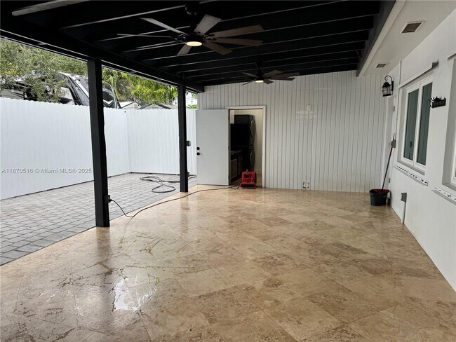 Foto del edificio - 29744 SW 170th Ave