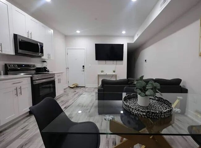 Photo - 1107 North 41st Street Apartment