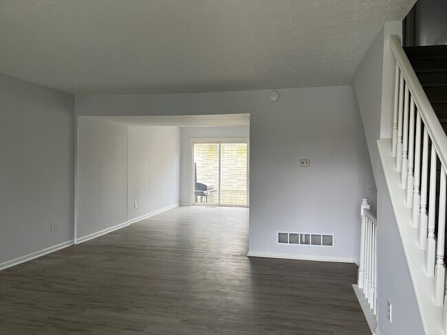 Foto del edificio - Fantastic Townhouse Westerville schools 2 bedroom 2.5 bathroom, basement