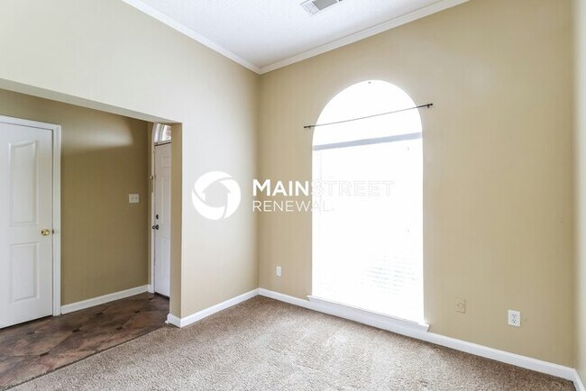 Foto del edificio - 3 Bedroom Pet-Friendly Home in Collierville, TN with Main Street Renewal