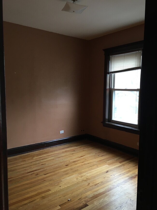 Foto del edificio - 4611 N Western Ave