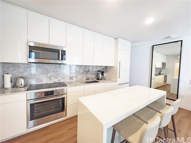 Foto del edificio - 987 Queen St