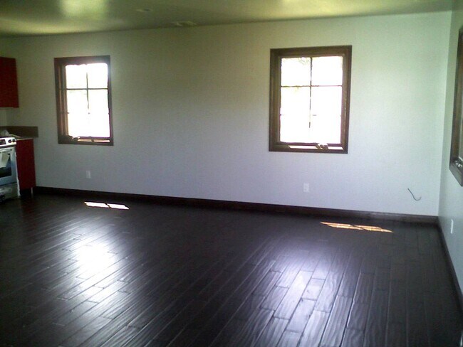 Building Photo - 2350 Midvale Ave