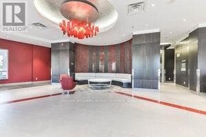 Building Photo - 540-540 Bur Oak Ave
