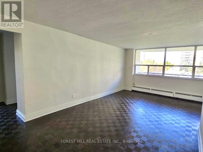 Building Photo - 35 Esterbrooke Ave.