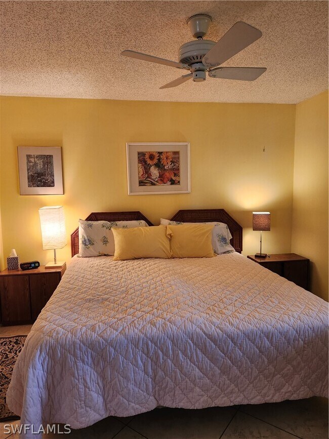 Foto del edificio - 1629 Spoonbill Ln