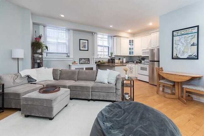 Foto del edificio - Modern Unit in Prime Location