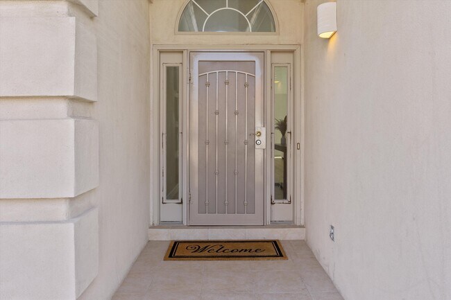 Foto del edificio - 11421 Desert Classic Ln NE
