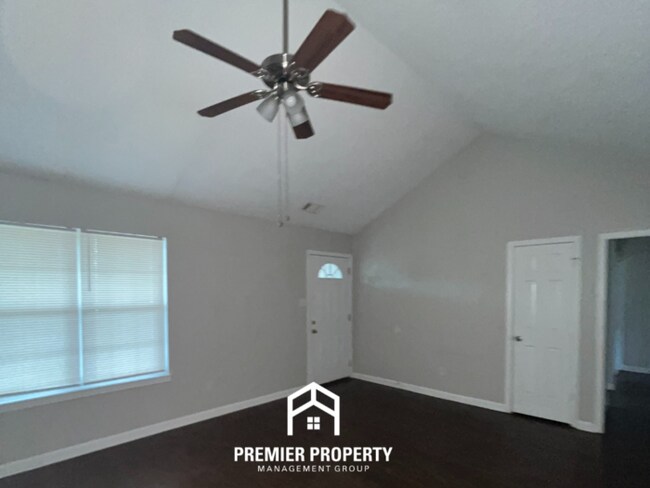 Foto del edificio - 6988 Dokkum Cove