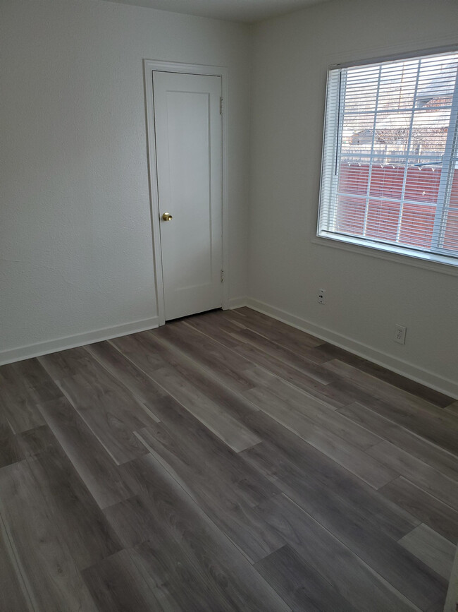 Foto del edificio - 2139 Orchard Ave